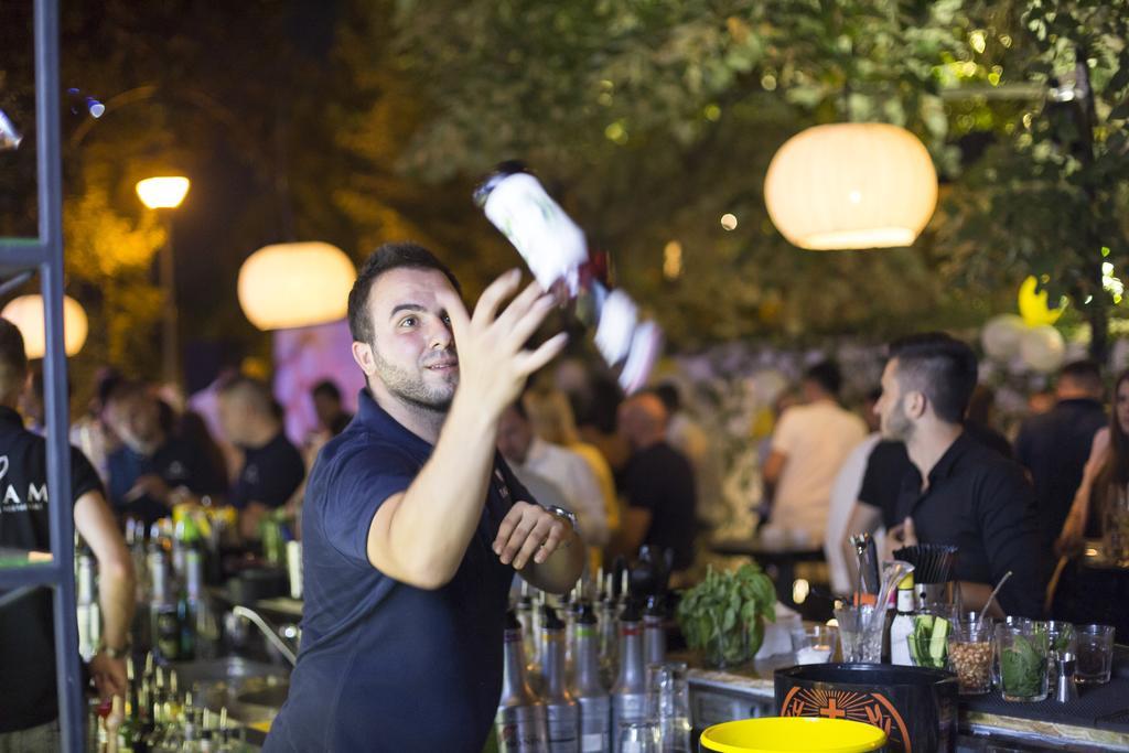 Padam Boutique Hotel Tiranë Luaran gambar