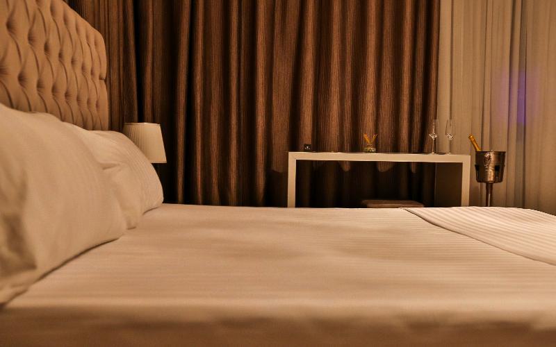 Padam Boutique Hotel Tiranë Luaran gambar